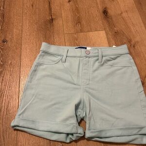 Old Navy Light Green Women's Shorts